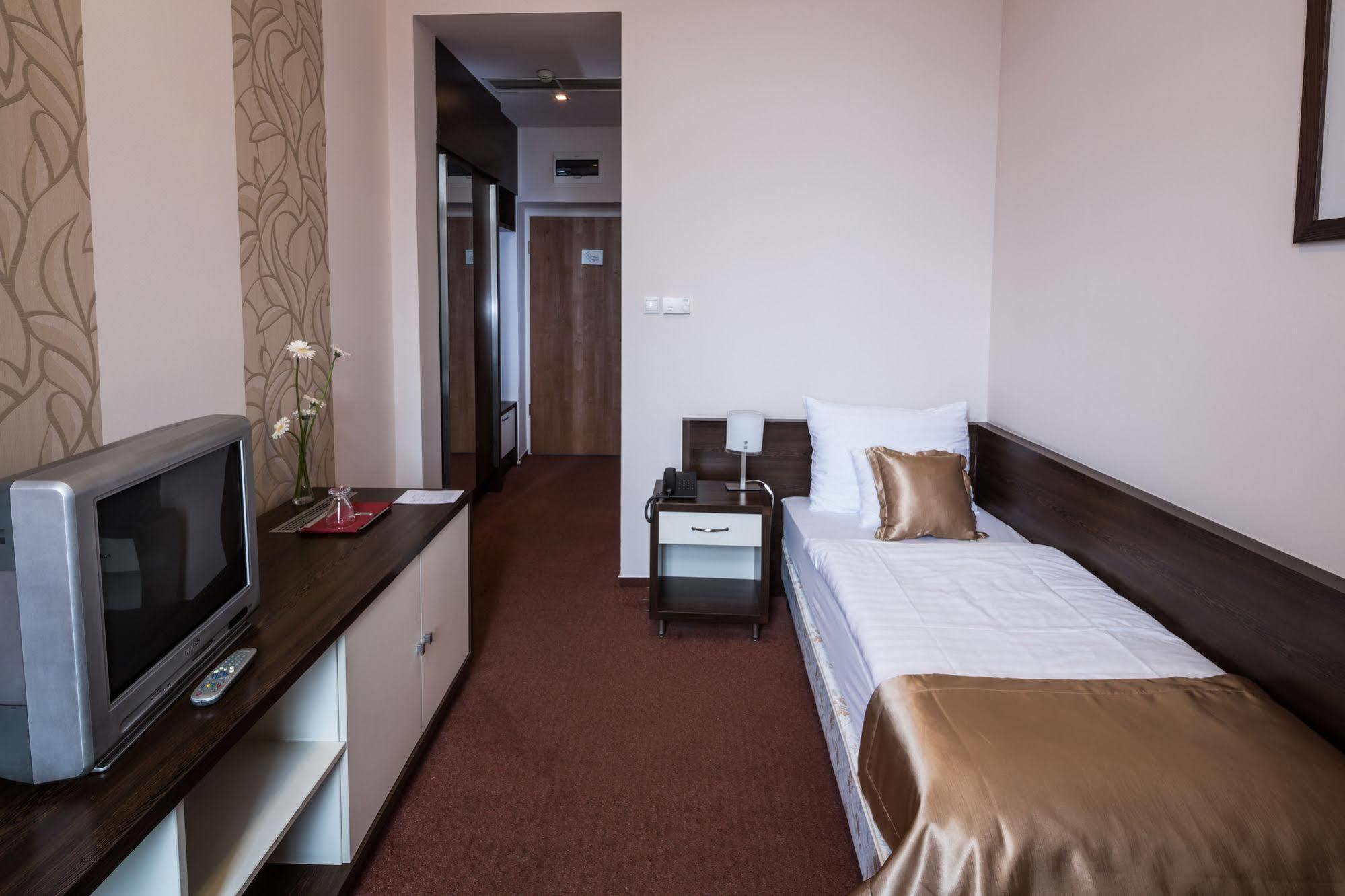 Boutique Hotel Sopianae Beci Exterior foto